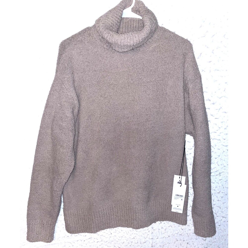 Ugg Ylonda Turtleneck Sweater Pullover Beige Cozy Fluffy Womens sz M Slits Warm